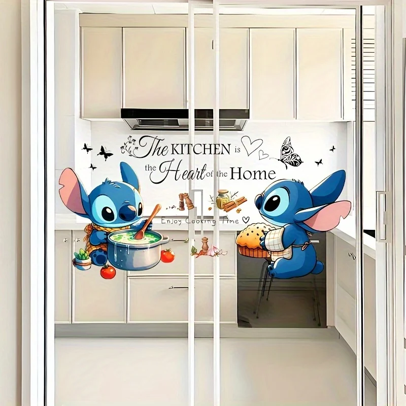 1 ملصق حائط ذو طابع ممتع، شخصية غرزة لطيفة، محاطة بمكونات مثل الطماطم والتوابل - مناسب للزجاج والجدران والثلاجات والمرايا وديكور الغرفة، وتصميم ممتع، وخيار هدايا المتسوقين في العطلات