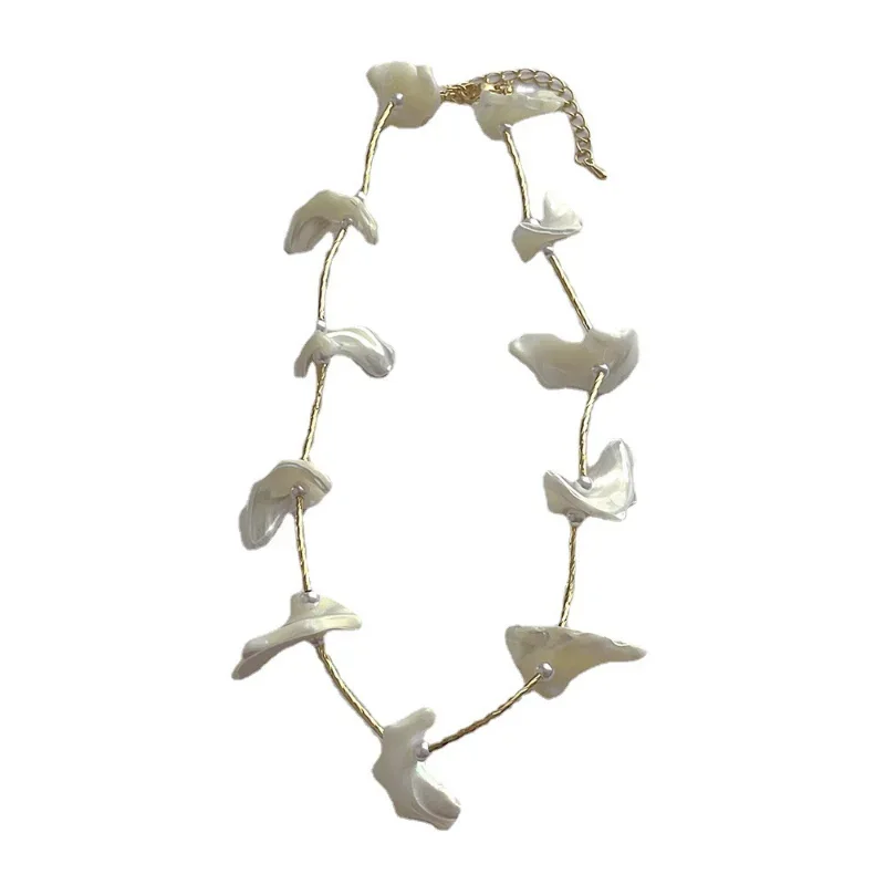 Minar Baroque Irregular Natural Sea Shell Conch Beaded Choker Necklace for Women Unique Statement Necklace Clavicle Chain Collar