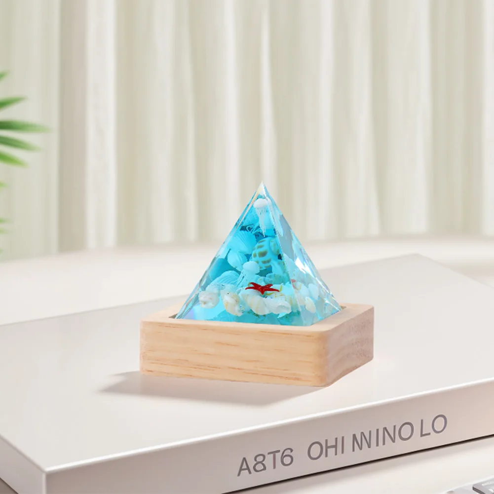 5CM Resin Creative Art Decorative Lamp USB Pyramid Lamp Holder Turtle/Jellyfish Crystal Pyramid Kit Gift for Family and Friends