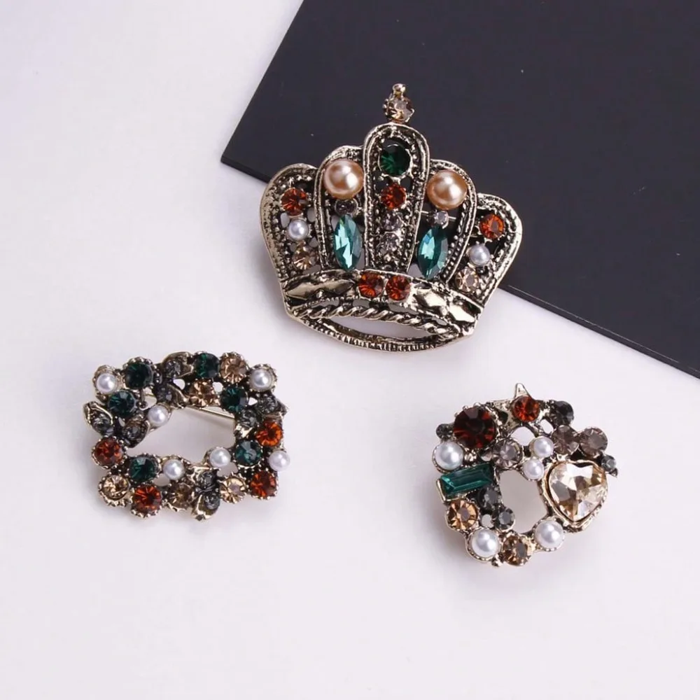 3pc New Fashion Small Fragrance Retro Pearl Crown Brooch Pin Women Men Suit Jacket Brooches Pins