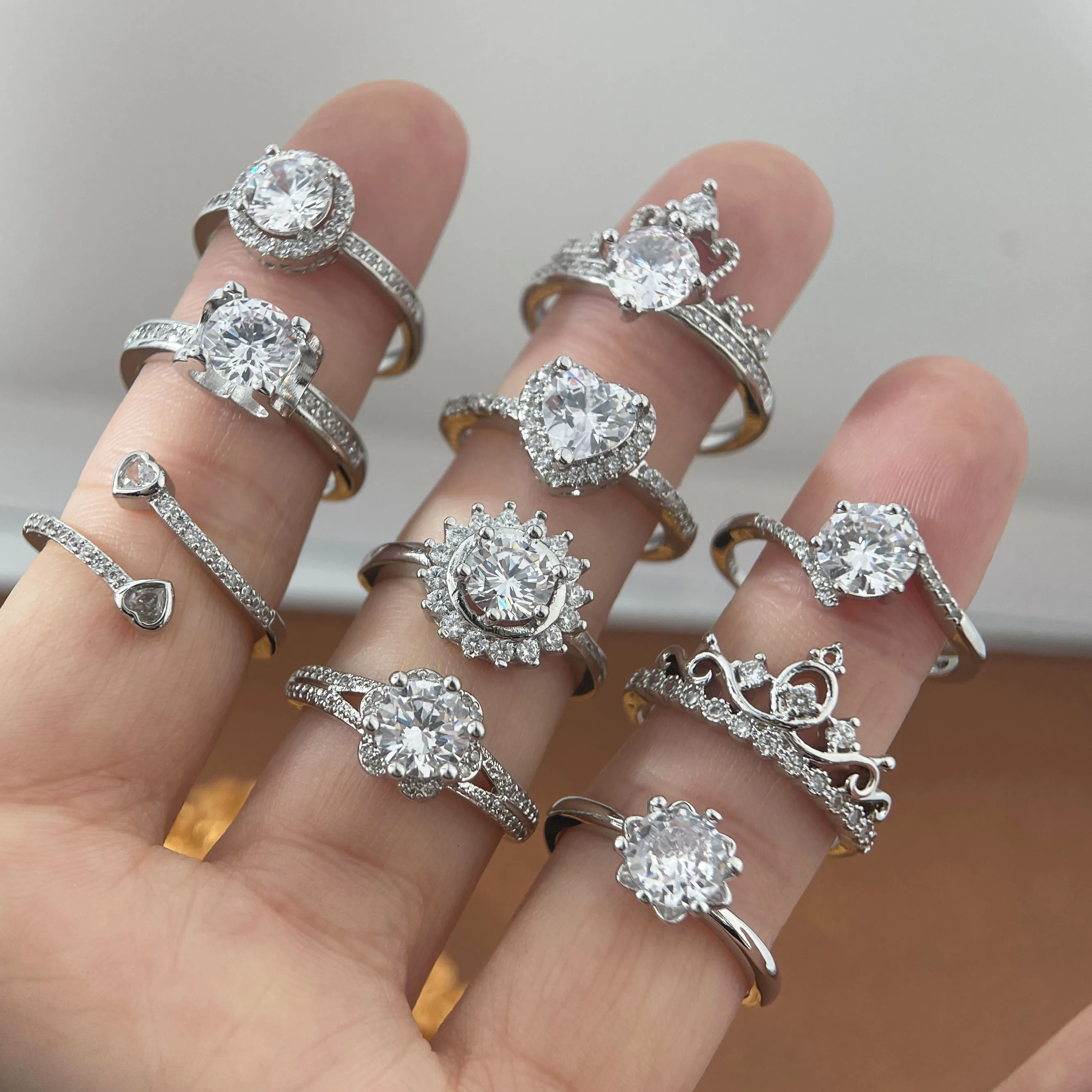 

Кольца из стерлингового серебра 925 пробы с фианитами для женщин, пара, минималистичные кольца ручной работы с цирконом в форме сердца, вечерние ювелирные изделия, подарок для предотвращения аллергии