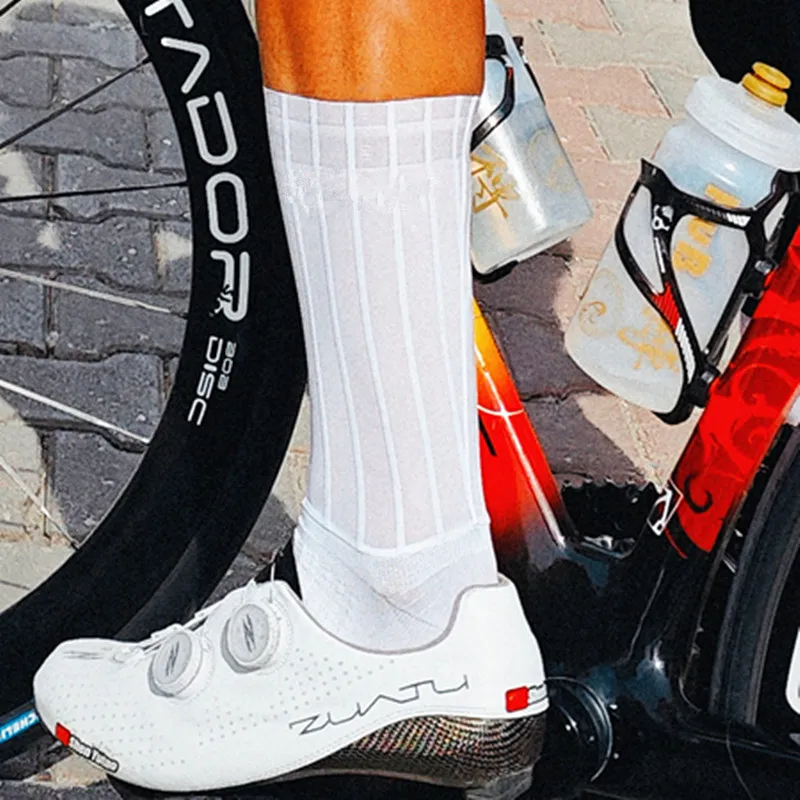 2025 Anti Slip Silicone Summer Aero Socks Whiteline Cycling Socks Men Bicycle Sport Running Bike Socks Calcetines image 2