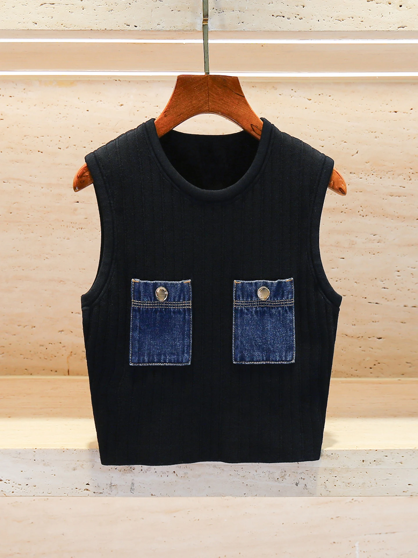 

S Home South Oil High End Women's Summer 2025 Denim ket Knitted Vest Top Commute Sle Slim Fit ort Length Color