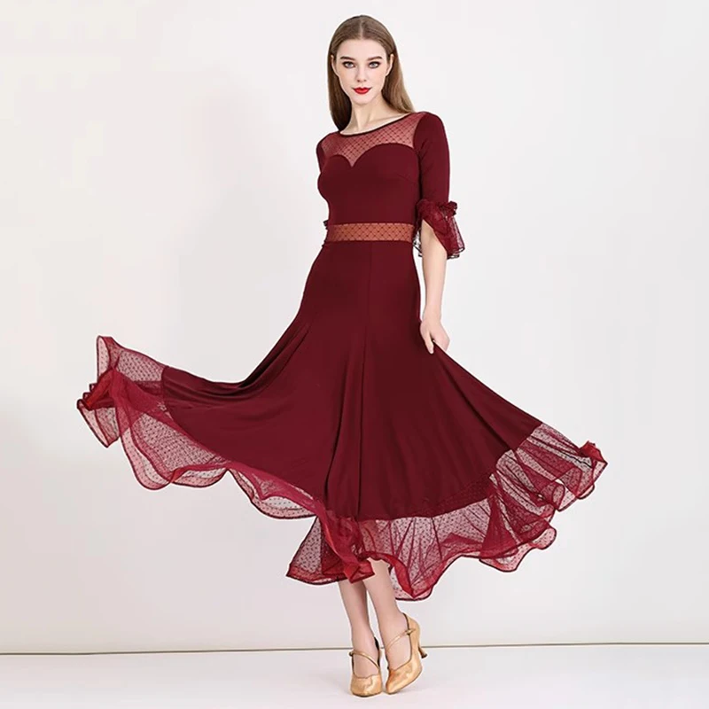 Elegantes schwarzes Gesellschaft stanz kleid für Frauen mit halben Ärmeln Modernes Tanz kleid Big Swing Party Tango Walzer Übungs kleidung