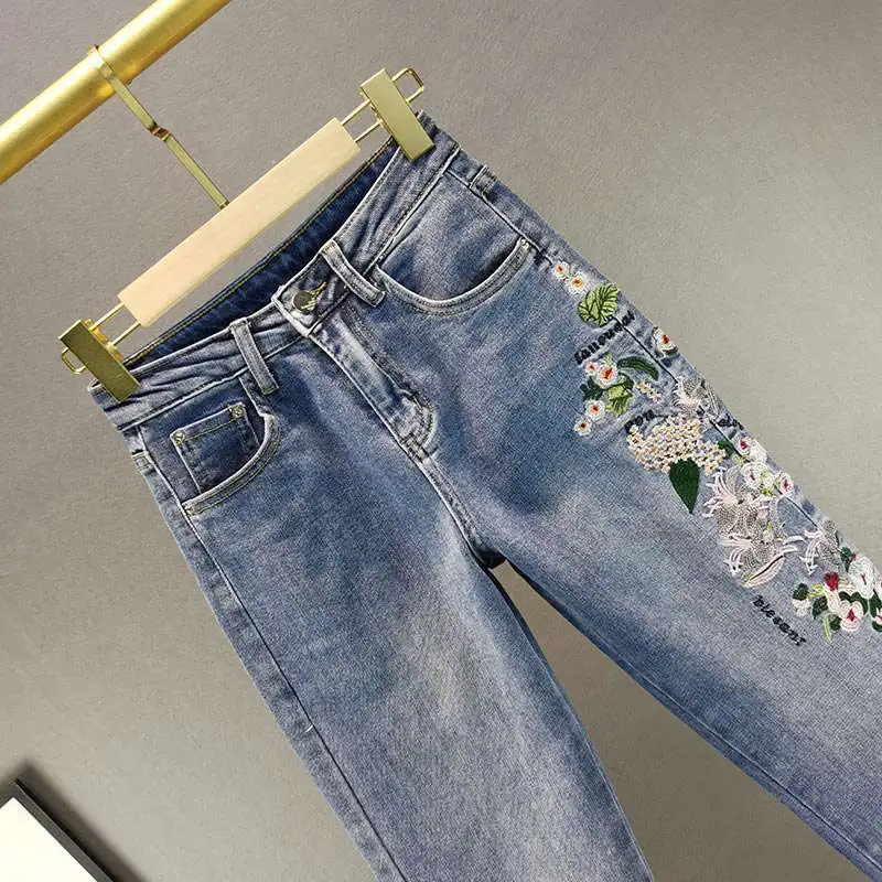 Retro Embroidered Straight Jeans Women\'s Washed Denim Trousers Spring Cotton Stretch High Waist Loose Casual Ladies Jeans C8119