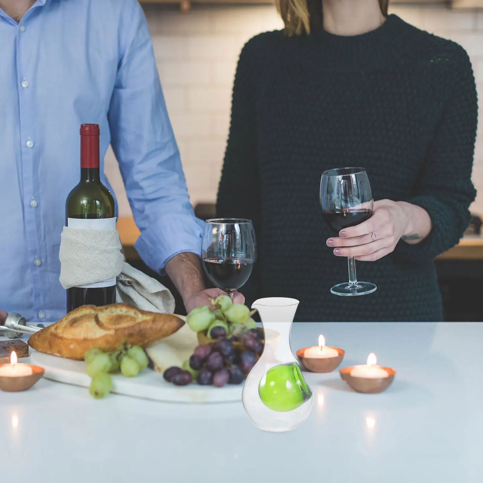 

Glass Cold Sake Decanter 400ml Thumb Indentation Mini Wine Serving Carafe for Gatherings Single Serve Wine Decanter Glass