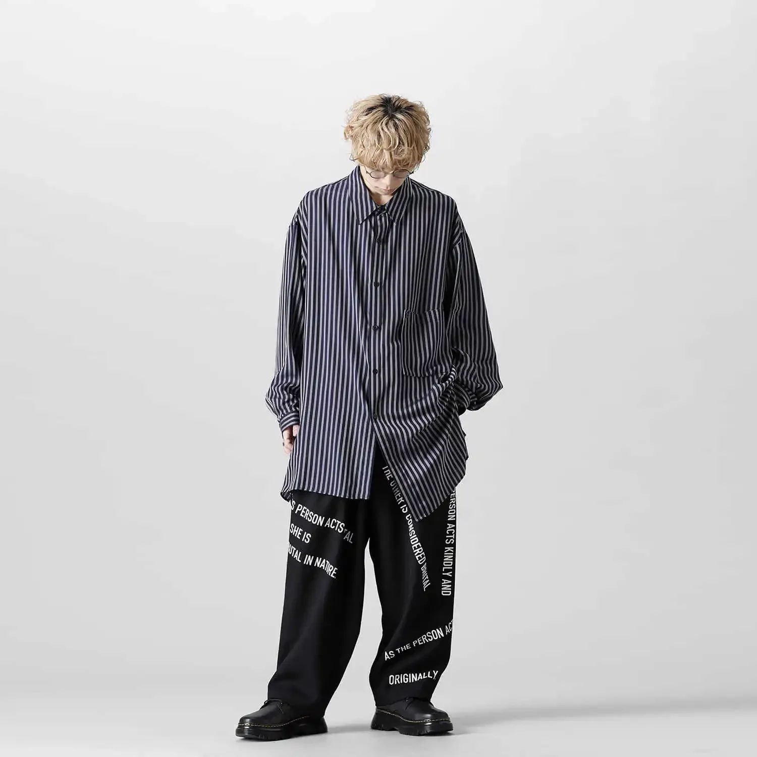 YOJI OOAK التصميم الأصلي أسود رسالة شعار مطبوعة سراويل تقليدية فضفاضة مستقيمة أنبوب تصميم تحسس السراويل الرجال #5