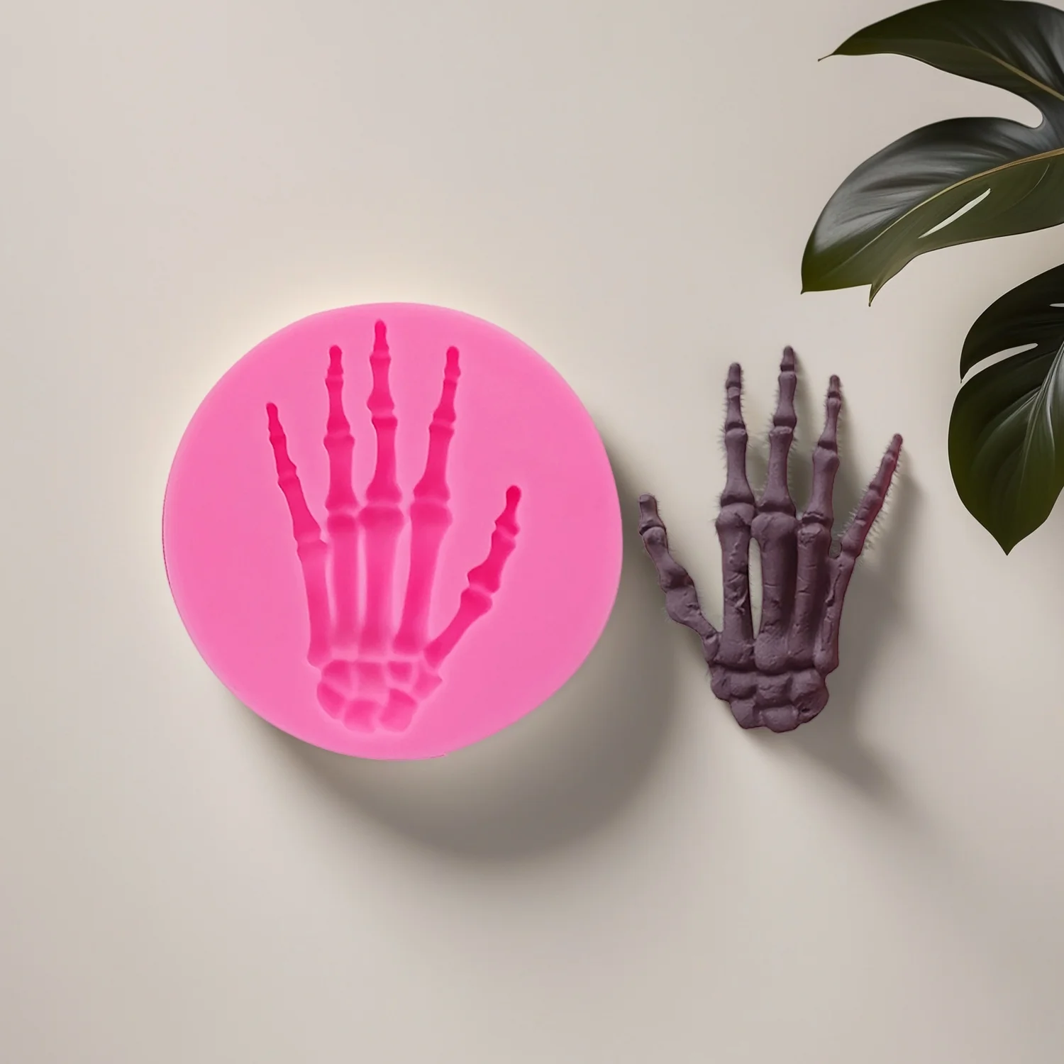 

Ghost Silicone Mold Fondant Chocolate Halloween Molds Sugarcraft Clay DIY Handmade Baking Tool for Cake Decorating