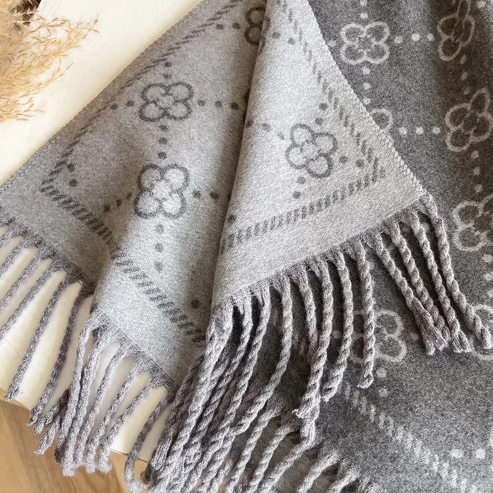 Xale de borla com sensação de inverno de alta qualidade, camada externa versátil e simples, cachecol quente de imitação de caxemira jacquard