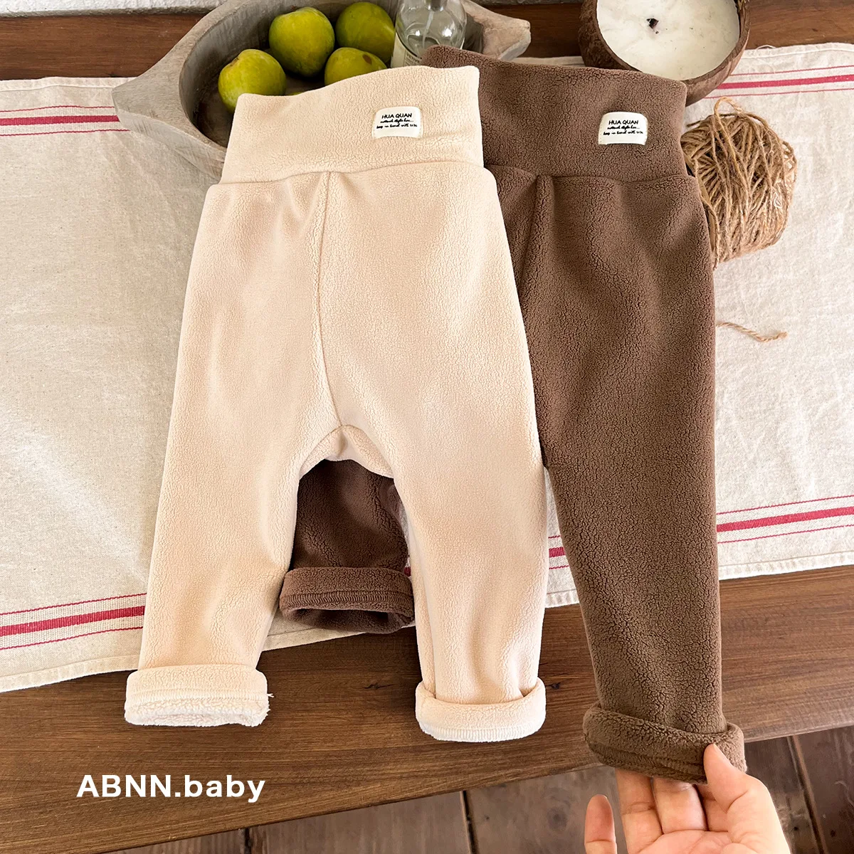 

2025 Winter New Baby Fleece Leggings Cotton Infant Girl Thick Warm Trousers Children Elastic Pants Toddler Plus Velvet Leggings