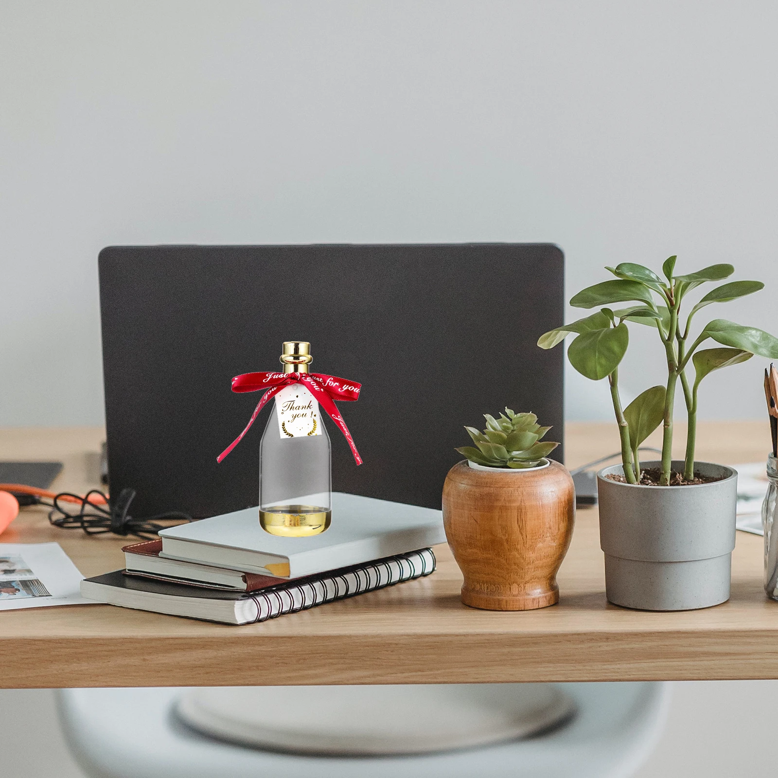 

6 Pcs Material Wedding C Shaped Container Lightweight Banquet Bottle Martini Glasses