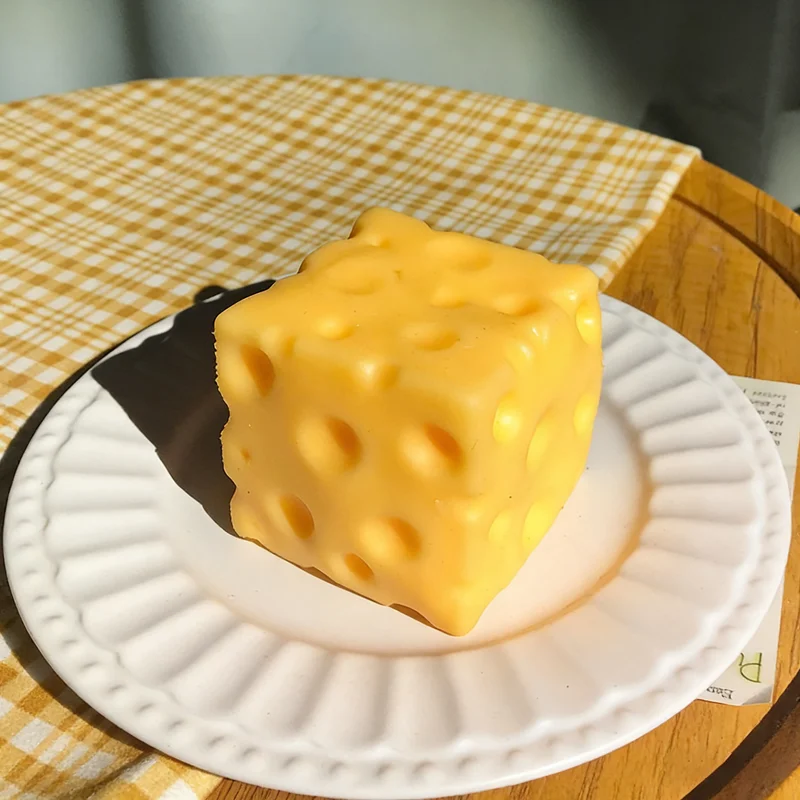 5CM Käse-Quetschspielzeug, extra große Größe, Käse-Squishy-Fidget-Spielzeuge, langsam rückfedernder, formbarer Entspannungsball für Erwachsene, Geschenke, Neu 2026