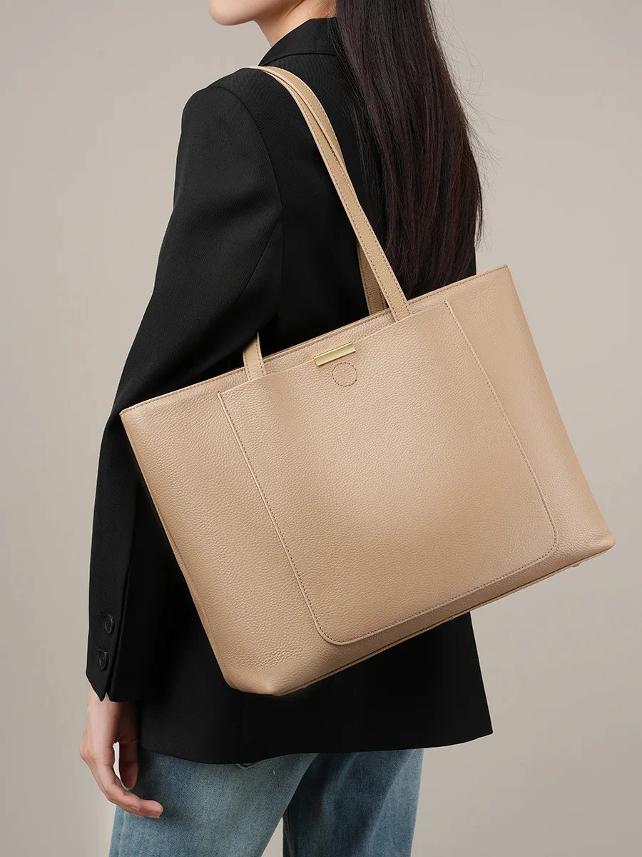 2026 Large Capacity High Quality Women's Commuting Tote Bag Versatile Single Shoulder Genuine Leather Women's Bag as a Gift