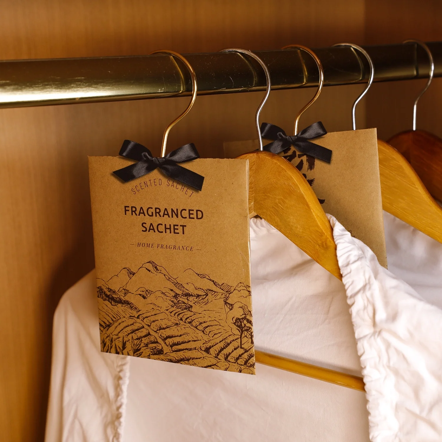 Picture 6: Long-Lasting Fragrance Sachet Hanging Ornament for Home & Car - Odor Eliminator for Wardrobes, Closets, Bedrooms Fresh Scent Air