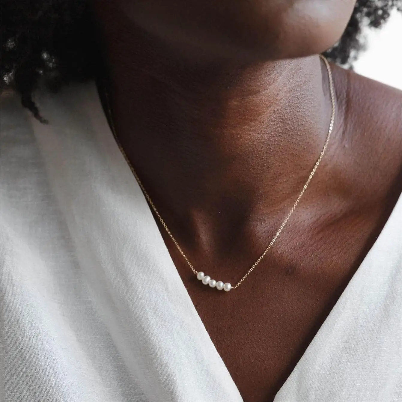 e-Manco Trendy Crystal Pendant Necklace for Women Multi Layered Stainless Steel Necklaces Women Imitation Pearl Chokers Necklace