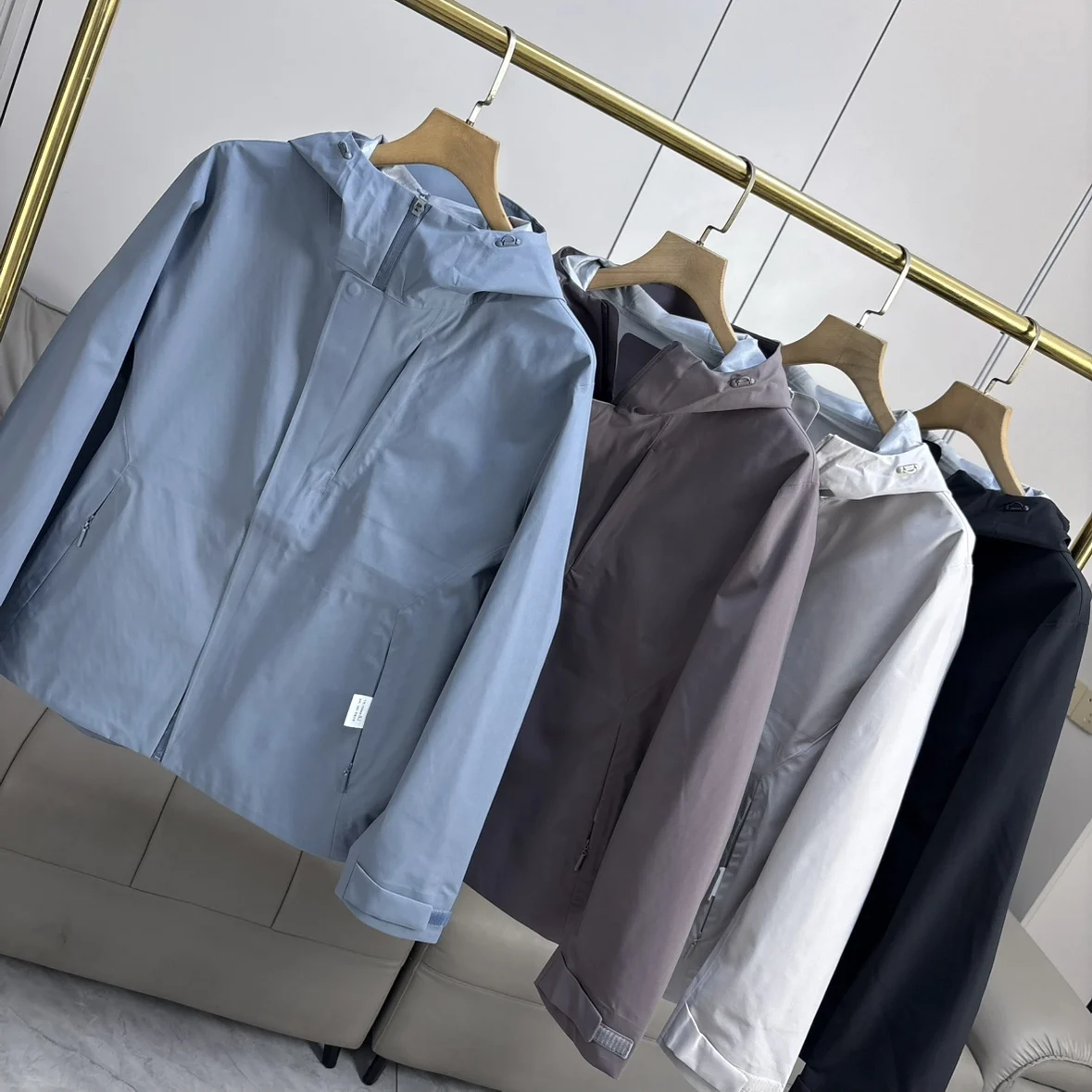 

High-End Functional Men's Outdoor Jaet Windproof Waterproof Tee-Dimensional Tailoring Glue Proc Commuter Sle