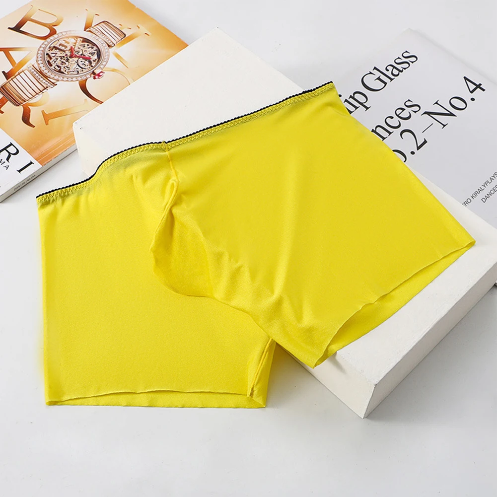 

Sexy Men's Ice Silk Shorts Elastic Underwear Smooth Seamless Soft Solid Briefs Breathable Cool Panties Pouch Underpants