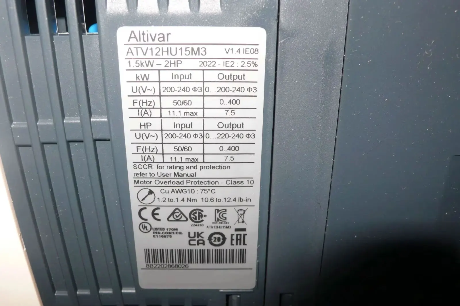 Brand new ATV12HU15M3 ATV12HU22M3 ATV12HU30M3 ATV12HU40M3 One Year Warranty