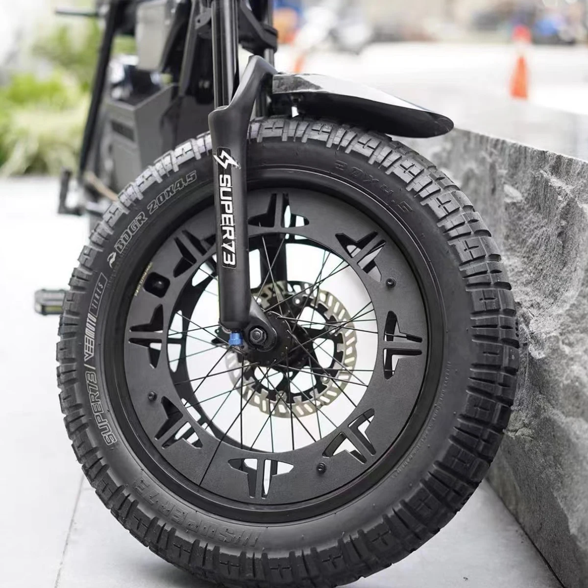 Electric bike tire guard decorative panel motorcycle wheel hub cover closed wheel Fat bicycle super73