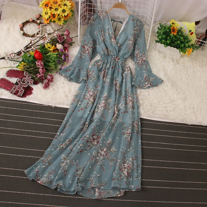 

Elegant Backless Strappy Dress Women's Spring and Summer New All-match Retro Flared Sleeve Waist Long Floral A-line Dress 2022