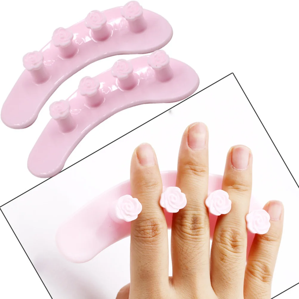 

2Pcs Rose Silicone Fingertip Divider Nail Art Separators Flexible Flower Design for Professional Manicure Home Use Random Color