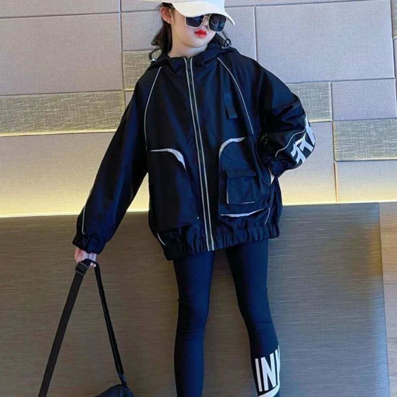 2025 New Girls' Windbreaker Jacket for Medium Large Kids Spring Autumn Stylish Raincoat Fashionable Versatile Kids Coat