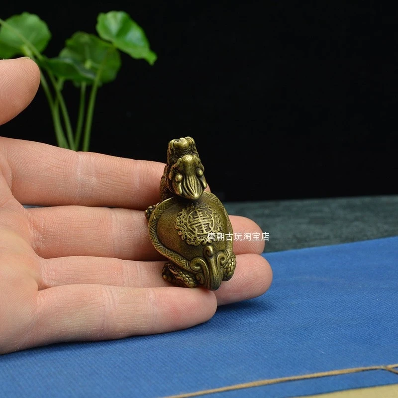 New Chinese-style classical small bronze tabletop ornaments, mythical beast dragon turtle, Ba Xia Wenwan collectibles, tea pets,