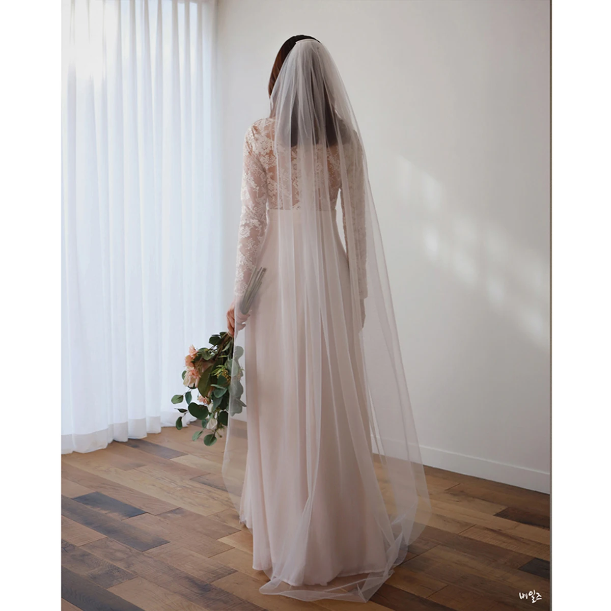 Vendita calda eleganti accessori da sposa cattedrale 1 strato velo da sposa bianco avorio semplice velo da sposa con pettine Veu De Noiva