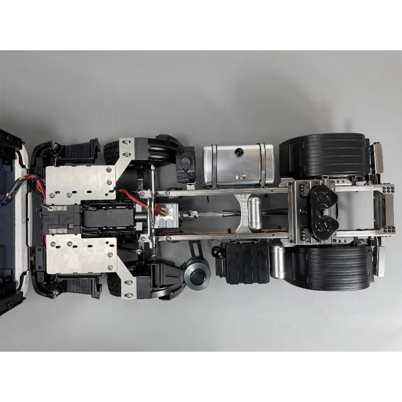 RC Auto 1/14 4x2 Simulierte Metall Chassis Engineering Anhänger Kopf Anhänger Lkw Elektrische Fernbedienung Modell Lkw Spielzeug geschenk