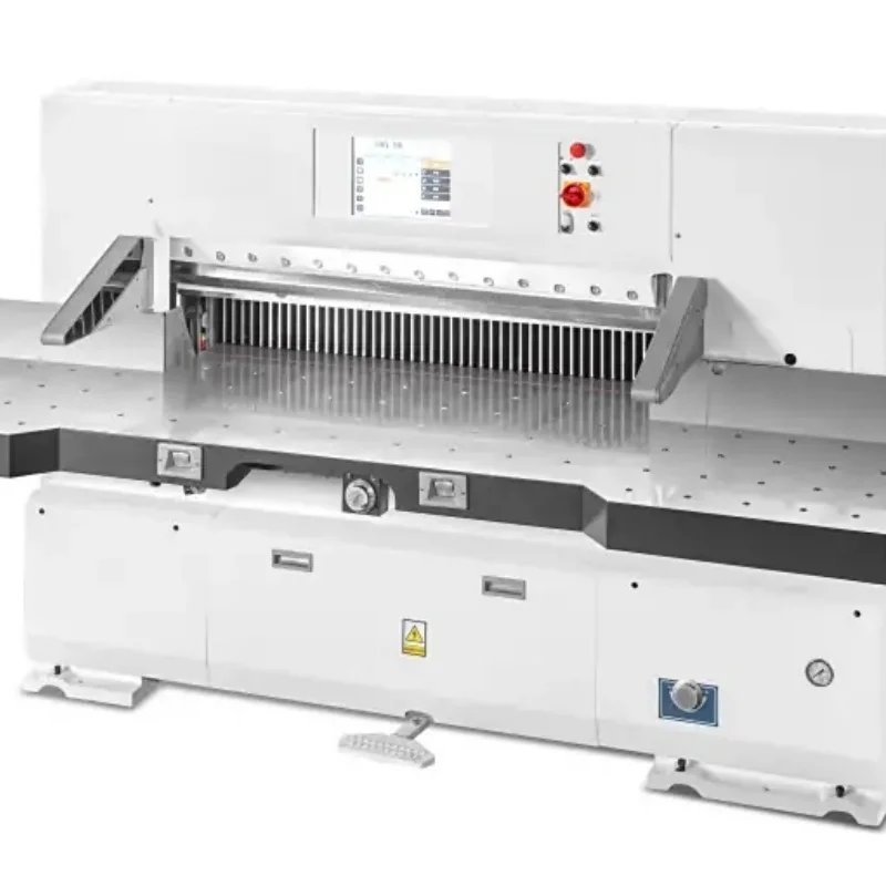 サーボ制御機械は印刷前に紙シートをカットします。ヘビーデューティー紙切断機920MM油圧式ペーパーギロチンカッター