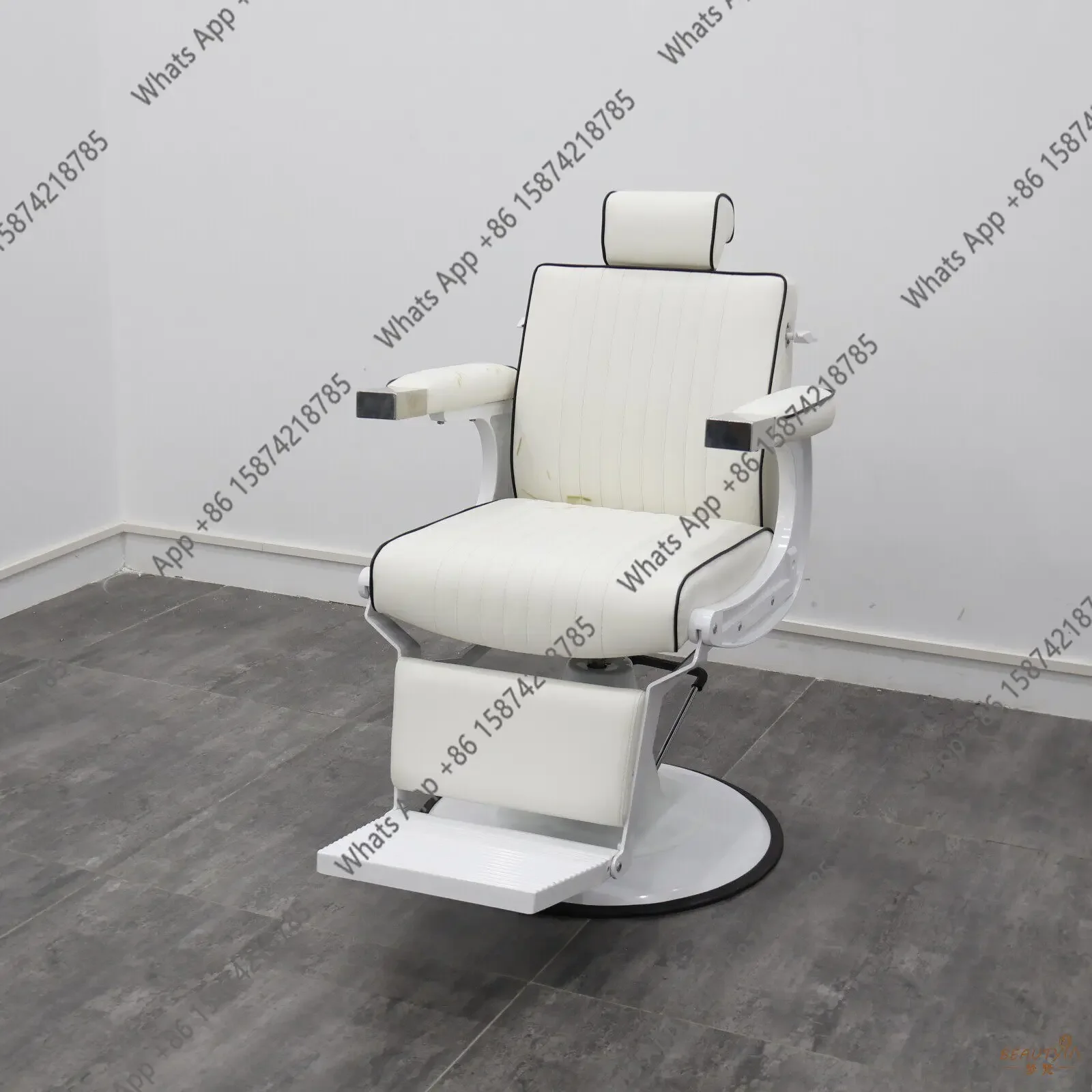 XX European Hair Care Retro Hair Cutting Chair Oil Head Chair Can Be Lifted And Reclined Hair Salon Barber Shop Chair