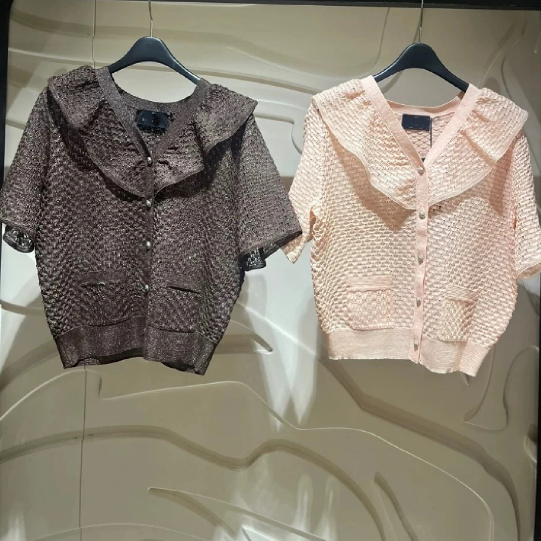 سترة Sweet Youthful LNVN 25 Summer ort Sve محبوكة مفتوحة من الدانتيل المجوف ومتعددة الاستخدامات للتخسيس على شكل حرف V Ne Button up Ca...