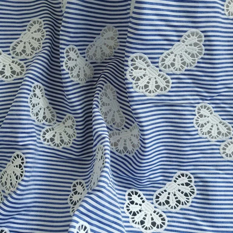 

Новая 100% хлопчатобумажная окрашенная в синюю пряжу ткань с лазерной вышивкой, кружевная вышивка бабочкой для одежды, домашнего декора, шитье своими руками