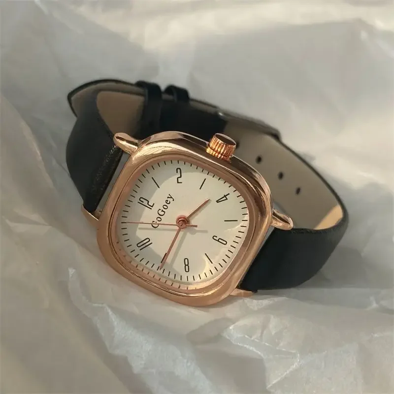 Merk Eenvoudige Kleine Vierkante Groene Quartz Horloge Vrouwen Lederen Band Casual Mode Veelzijdige Vintage Polshorloges Dropshipping