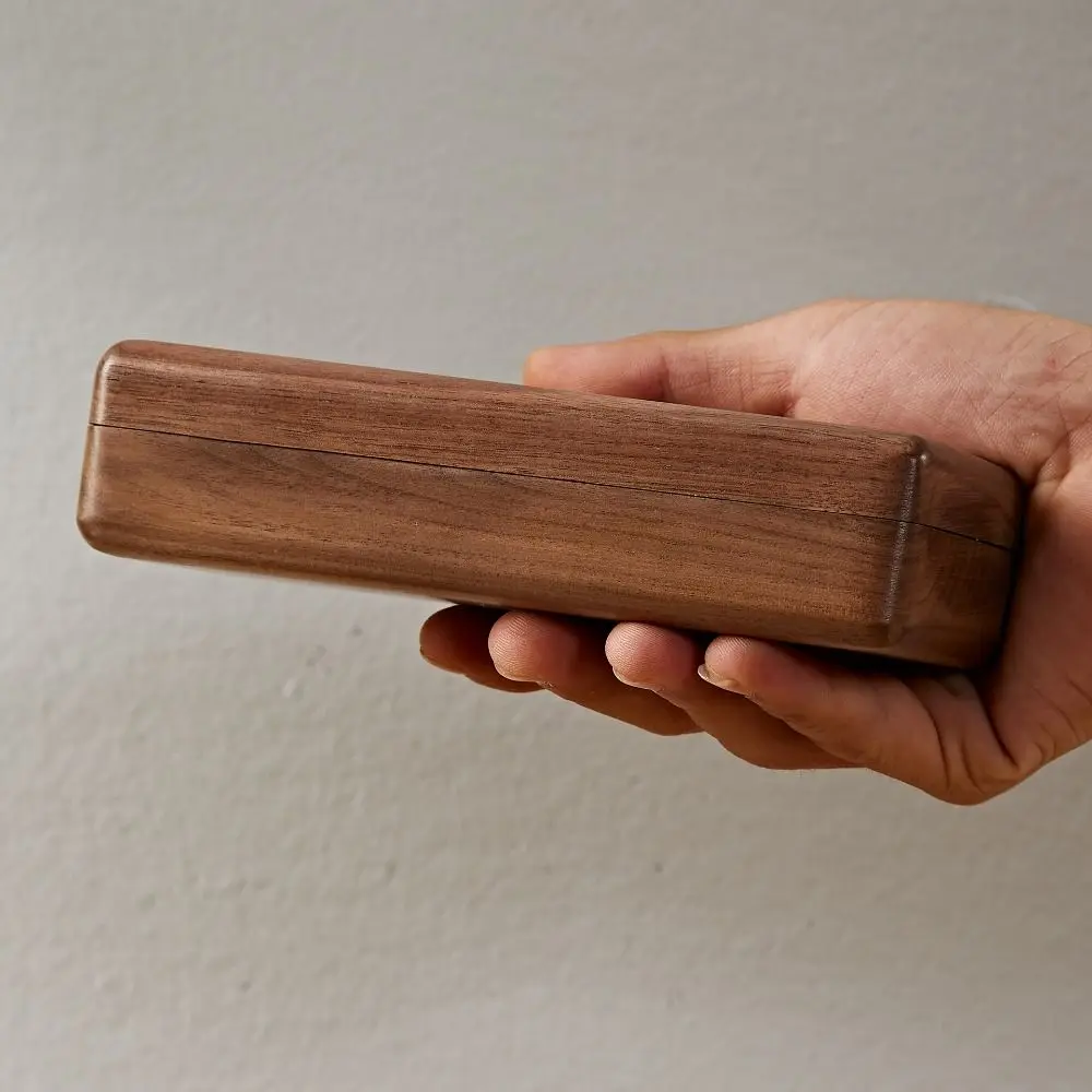 Retro Wood Glasses Case Large Capacity Magnetic Buckle Eyeglasses Protective Case Flocking Inside Durable