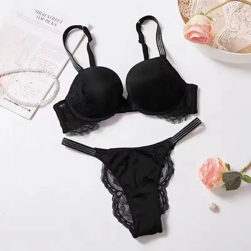 Sexy Lace Rhinestone Lingerie Delicate Underwear Set Underwire Bra with Push Up Padding Seamless Brassiere Panties Set Wholesale