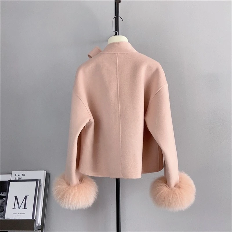 2023 inverno nuova lana Cashmere Double-face Tweed Coat Bow Short Fox Hair Cuffs giacca donna PT458