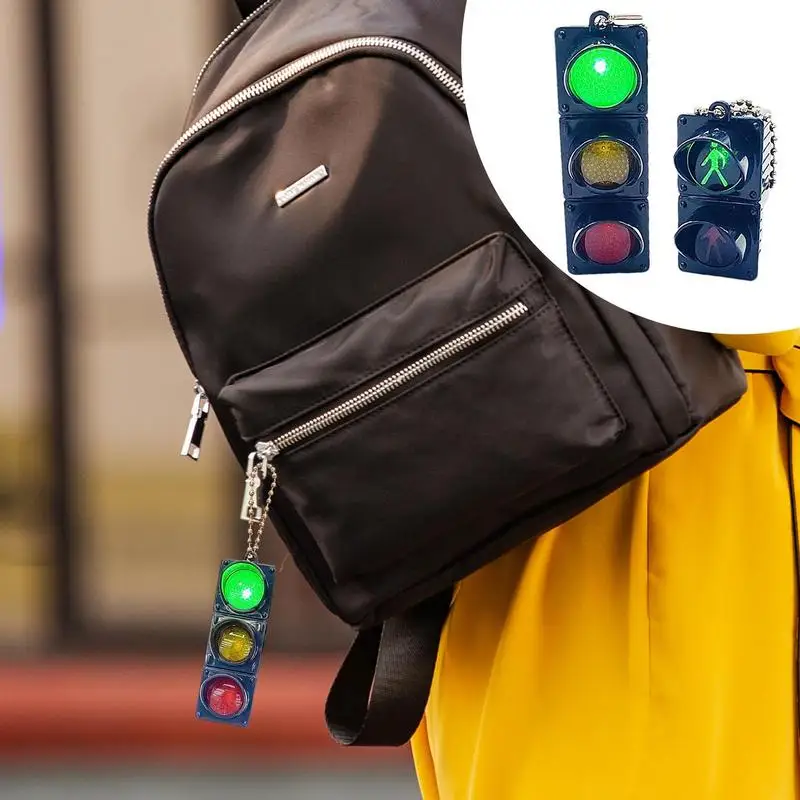 3D Traffic Light Key Chain Glowing Creative Backpack Pendant Car Key Pendant Safe Traffic Promotion Gift Key Hanging Decoration
