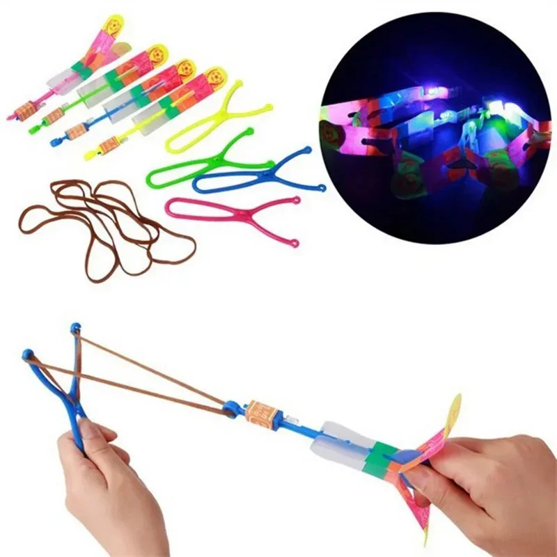 5/10 pezzi divertente fionda luminosa freccia volante LED illumina lampeggiante libellula bagliore per bambini giocattoli da festa regalo per illuminare il cielo