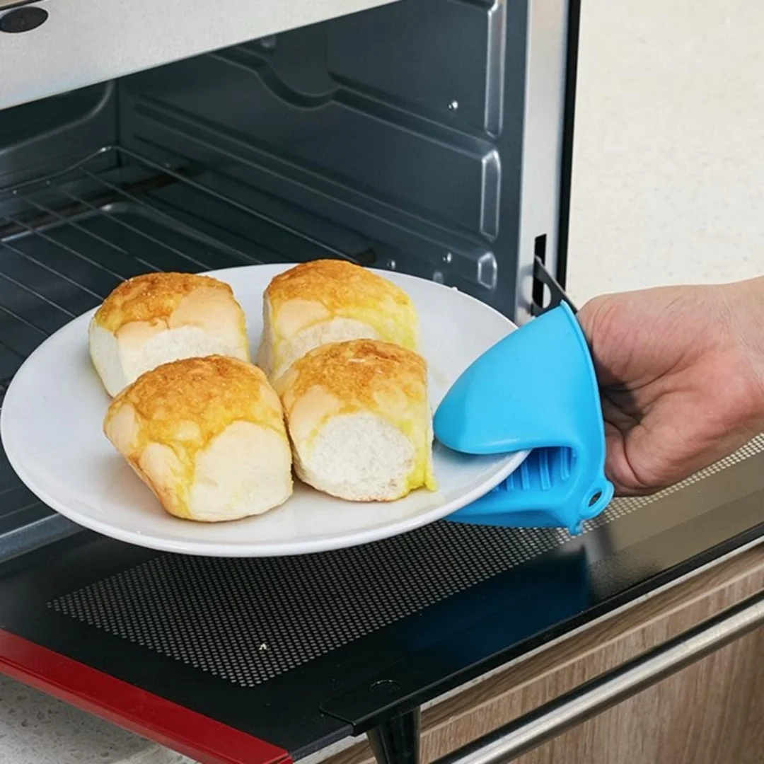 4PCS Silicone Oven Mitts Heat Resistant, Silicone Potholders for Kitchen, Mini Rubber Oven Glove Kitchen Mittens, Cute Cooking Mitts (Blue and Green)