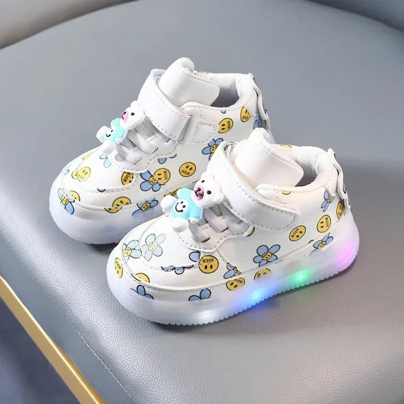 Spring Autumn and Winter Children's Lighting Casual Shoes pu Girls and Boys LED Sneakers Board shoes
