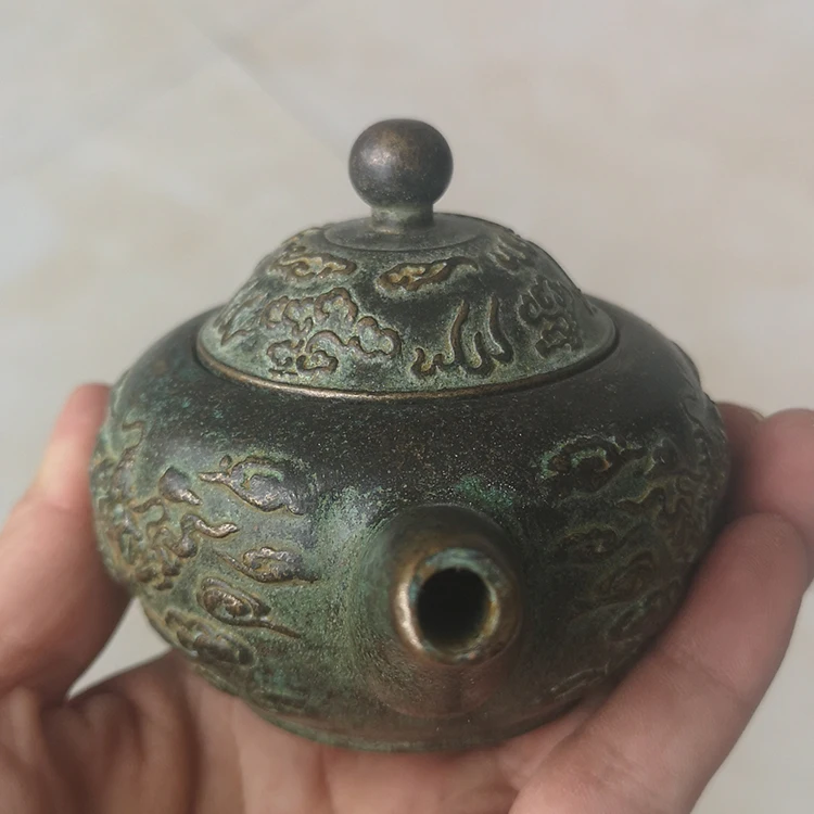 Antique bronze antique pure copper Shuanglong hip flask Daqing copper teapot home gift