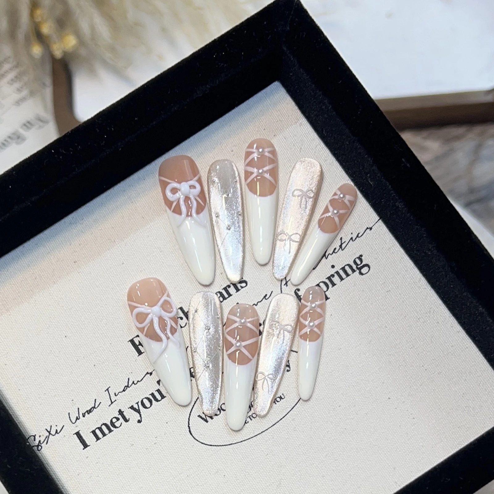 

10 шт., балетные длинные миндалевидные накладные ногти ручной работы, белые милые банты во французском стиле, декор, накладные ногти, нежный кошачий глаз, накладные ногти