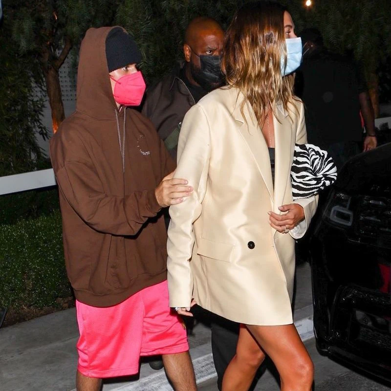 

Модный женский костюм Hailey Bieber с двойным рядом пуговиц в уличном стиле, свободного кроя, весна-осень, в стиле Ins Hong Kong