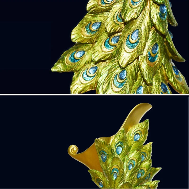 1Pc Peacock Ornament Creative Stylish Chic Fashion Resin Craft Adornment Peacock Home Decoration Ornament