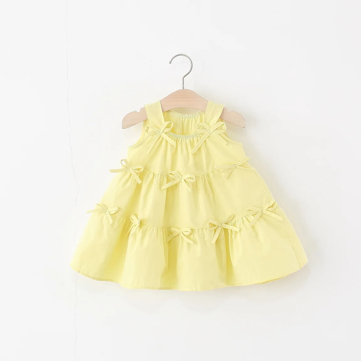 

Summer Casual Outdoor Dresses for Girls Cute Yellow Bow Sleeveless Cotton Dress Baby Girl Dress 0-2 Years