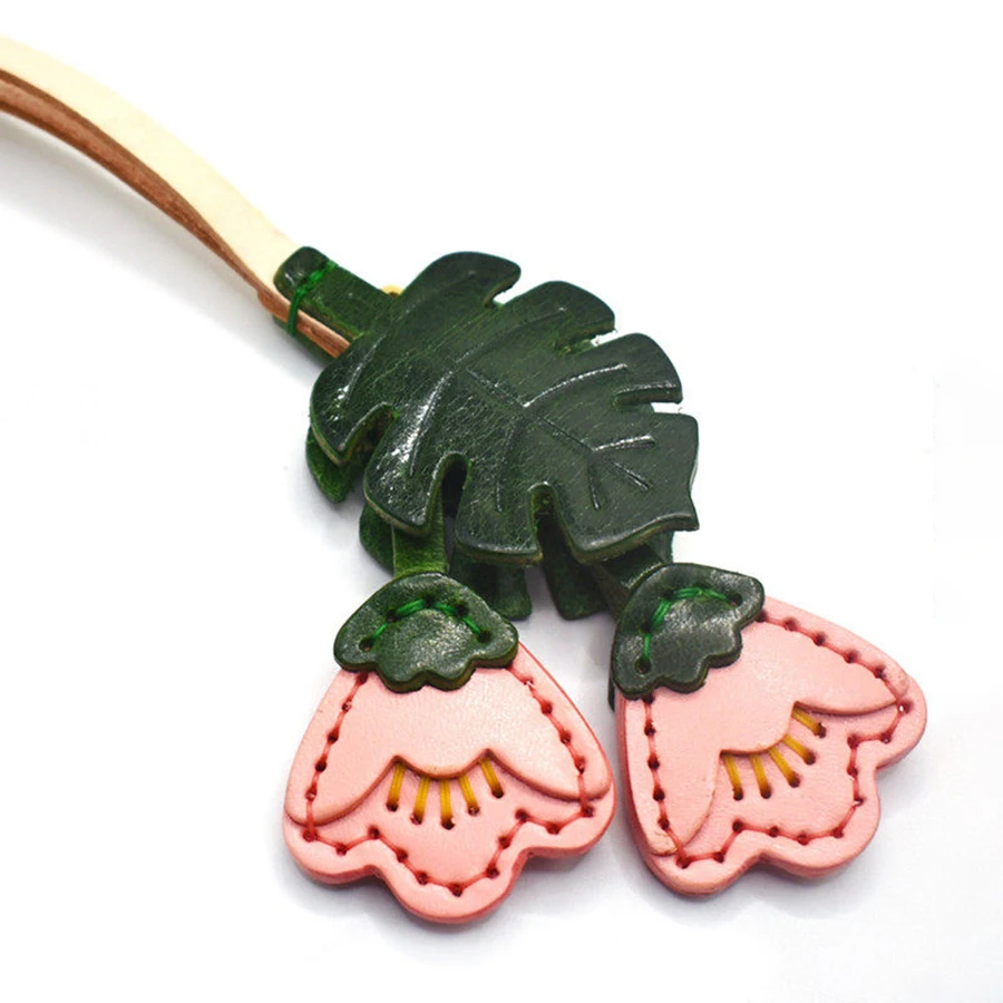 Genuine Leather Bag Charm Flowers Nordic Flower Bag Pendant First Layer Cowhide Car Rearview Mirror Pendant Hand Account