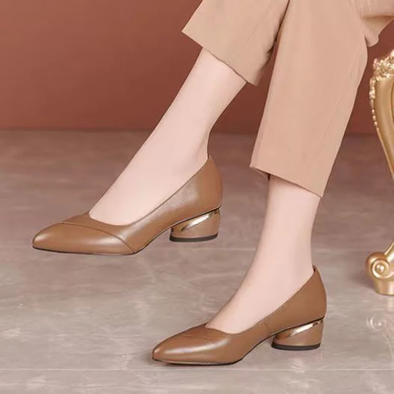 Office Formal Pointed Toe Normal Leather Casual with Medium Heels Shoes for Women 2024 Ladies Summer Footwear on Sale Non Slip