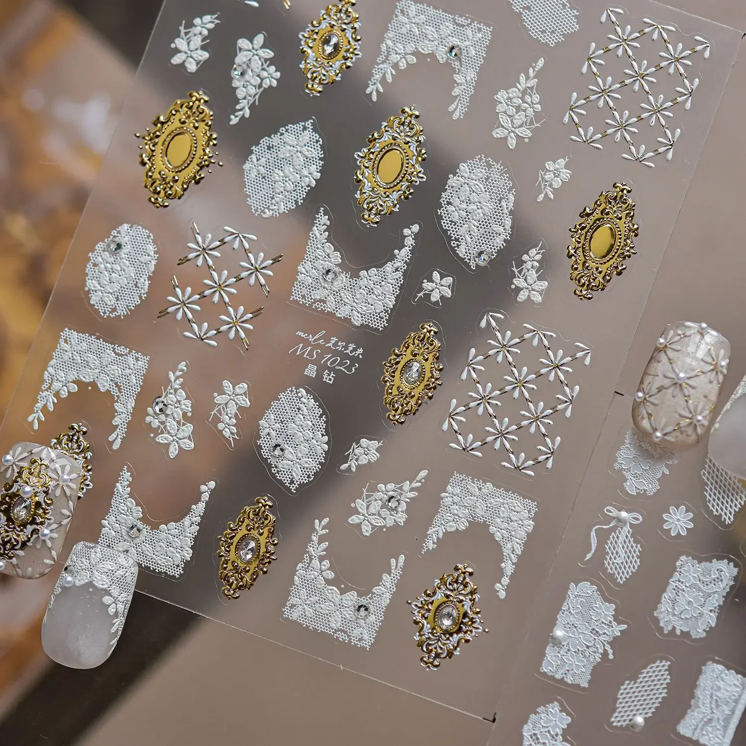 Rhinestone White Curved Lace Trim Floral 5D Nail Art Sticker Vintage Lace Oval Gilded Carved Frame Nail Decals Self Adhesive DIY