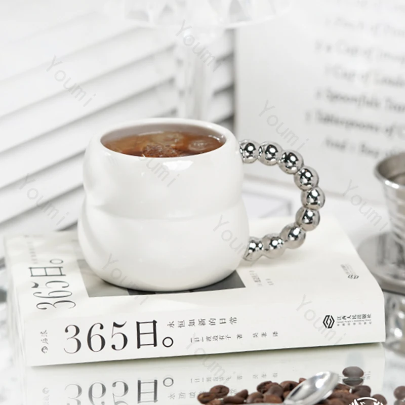 

Светильник роскошные высококачественные кофейные чашки Бытовая Керамическая кружка для послеобеденного чая однотонная Изысканная чашка для завтрака с молоком уникальная столовая посуда